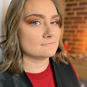 Meet your Posher, Deana